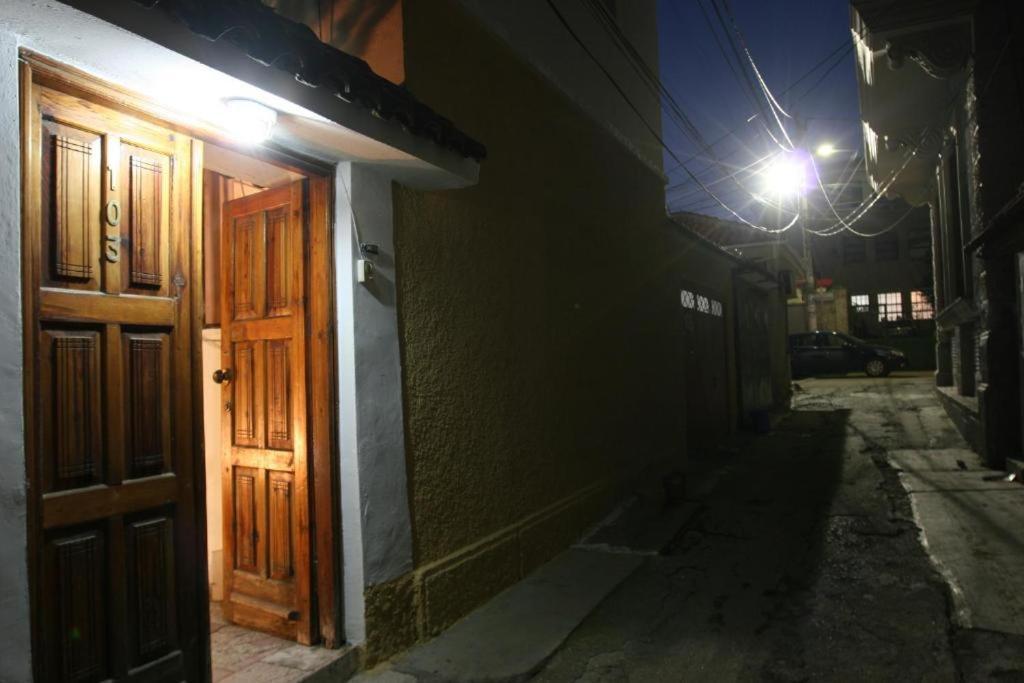Guesthouse Pension Andrea Tirana Esterno foto